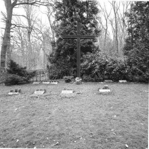 Sachgesamtheit Erbbegräbnis (Friedhof); Fuldatal, Kämpchen