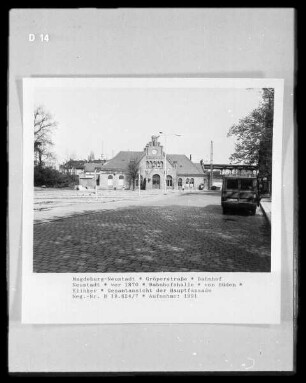 Bahnhof Magdeburg-Neustadt —