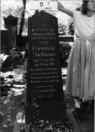 Grabstein 92