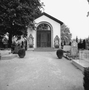 Friedhofskapelle; Eltville, Wilhelmstraße
