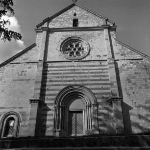 Ehemalige Zisterzienser Abteikirche, Bélapátfalva, Ungarn