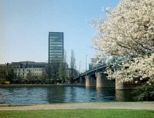 Schweizer Nationalhaus (Verwaltungsgebäude der Schweizer Nationalversicherung Basel)