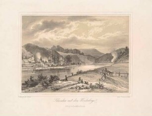 Schandau (Bad Schandau) in der Sächsischen Schweiz vom linken Ufer über die Elbe nach Südosten, im Hintergrund die Schrammsteine und der Große Winterberg