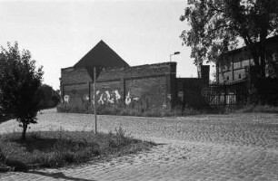 In Berlin-Pankow/Blankenfelde : In Berlin-Pankow/Blankenfelde, Ecke Haupt-/Berliner Strasse; SARPO