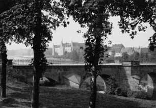 Grimma, Muldenbrücke und Fürsten- oder Landesschule