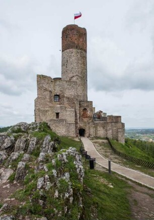 Burg, Chenciny , Polen