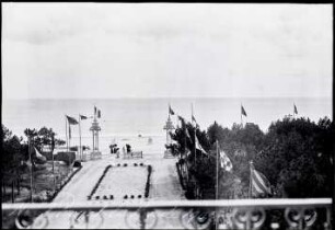 La Baule, Aussicht auf den Strand und den Eingang des Hôtel Royal