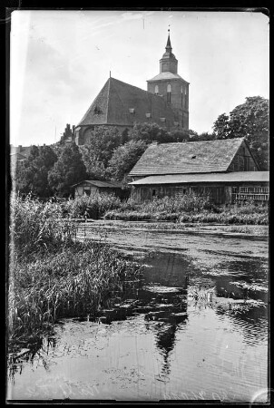 Treptow an der Tollense. Blick zur Evangelische Petrikirche