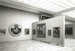 Dresden. Albertinum. Ausstellung "Ausgewählte Werke Alter und Neuer Meister", 1988/1989. Raumaufnahme "Italienische Meister"