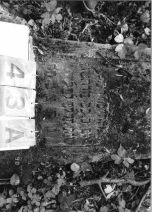Grabstein 43 (Index: 99790660) Maße HxBxT: 130x50xo.A. cm Besonderheit: Kindergrab: Grabstein 43A