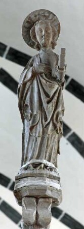 Triumphkreuzgruppe — Heiliger Johannes Evangelista