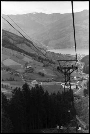 Zell am See: Seilbahn auf die Schmittenhöhe, nach Stütze 1