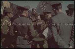 Besuch des japanischen Botschafters General Oshima an der Ostfront