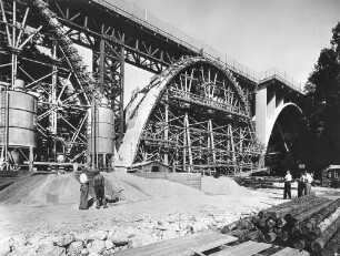 Rohrbach-(Friedens)brücke, km 211,808 - 212,130 Lehrgerüst für gesprengte Bögen 4 und 5