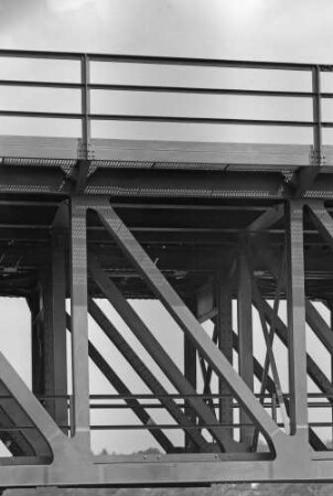 Stuttgart Vaihingen Gäubahn Nesenbachviadukt Wiederaufbau Untergurt