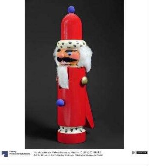 Nussknacker als Weihnachtsmann