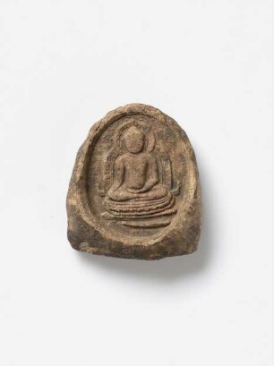 Votivtafel mit sitzendem Mönchsbuddha