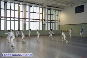 Rundgang des Regierenden Bürgermeisters Klaus Wowereit durch den Bezirk Lichtenberg