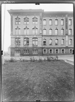 Hartha : Pestalozzistr., Nr. 27, EOS "G. Dimitroff"