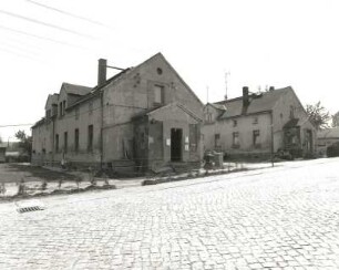 Gersdorf (Chemnitzer Land), Plutostrasse 27 und 29. Bergarbeitersiedlung. Wohnhäuser