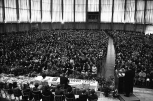 Preisverleihung zum Blumenschmuckwettbewerb 1968 in der Schwarzwaldhalle.
