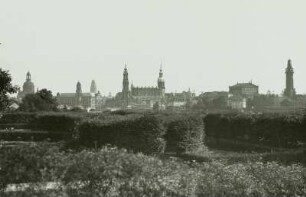 Dresden, Blick vom Garten des Japanischen Palais nach Südosten auf die Altstadt