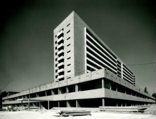 Zentralbau der Universitätsklinik Frankfurt, 1967
