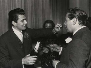 Edmund Purdom, Peter Ustinov