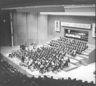 Konzertante Aufführung des "Parsifal" von Richard Wagner mit Solisten, Dresdner Philharmonie und Philharmonischem Chor Dresden unter Leitung von Herbert Kegel im Rahmen der Dresdner Musikfestspiele. Kulturpalast Dresden, 19.05.1979