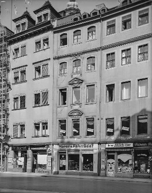 Dresden-Altstadt, Neumarkt 16 und 18 (?). Wohnhäuser mit Laden (1745/1750). Straßenansicht