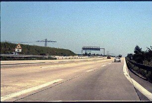 Einfahrt Ost zu Hauptfahrbahn Ost (Karlsruhe Richtung Heidelberg)