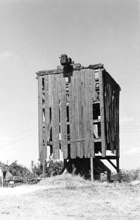 Dreiheide-Großwig. Bockmühle, Ruine, Betonstraße 1
