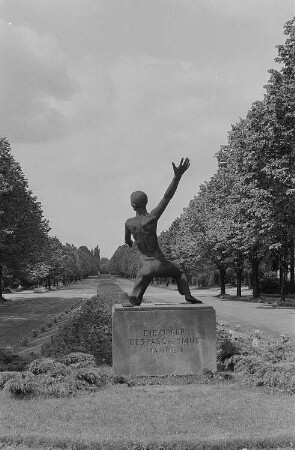 Mahnmal für die Opfer des Faschismus auf dem Südfriedhof in Leipzig