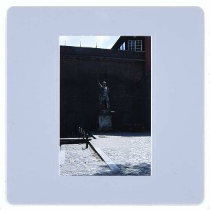 Berlin, Zitadelle Spandau,Schott, Denkmal zur Erinnerung an Albrecht den Bären