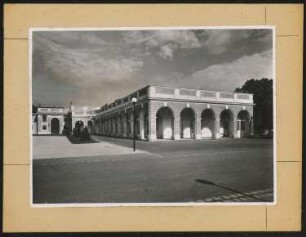 Schlosstheater Schönbrunn: Ansicht von Süden