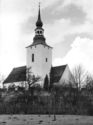 Horka. Wehrkirche (frühes 13. Jahrhundert, 18. Jahrhundert Umbau). Ansicht von Südosten