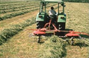Fotografie: Futtererntetechnik, Werbegerät, Kreiselschwader