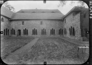 Bernburg (Saale). Ehem. Servitenkloster "Marienknechte" (Erwähnung 1308). Kreuzgang