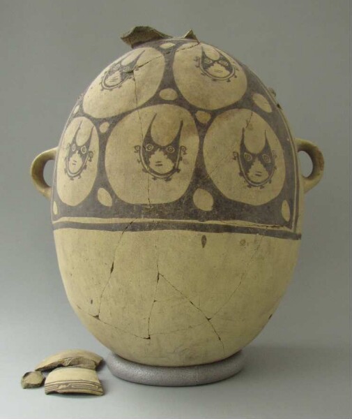 Clay vessel