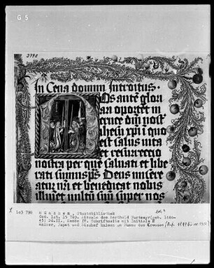 Fünfbändiges Missale von Berthold Furtmeyr — Zweiter Band — Initiale N (os autem), darin beten Kaiser und Papst das Kreuz mit Leidenswerkzeugen an, Folio 90recto