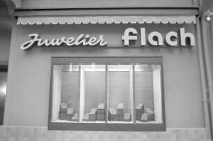 Juweliergeschäft Flach Kaiserstraße 38. Wiedereröffnung nach Renovierung und Modernisierung