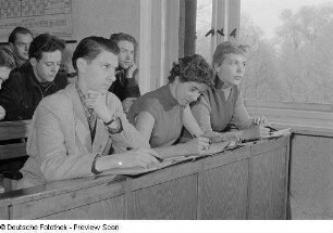 Studenten während des Unterrichts