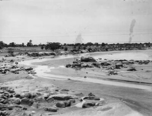 Strand : Blick entlang eines Strandes.