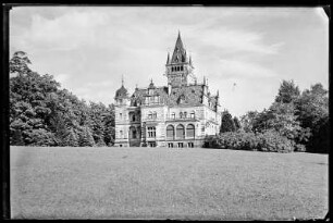 Neues Schloss Hummelshain. Parkansicht