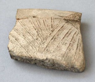 Fragment eines Tongefäßes