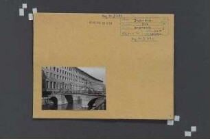 Straßenansicht. Berlin, Mitte, Friedrichsgracht