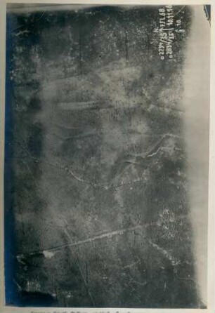 Foto eigener und feindlicher Stellungen südlich von Bouchavesnes (Luftbild)