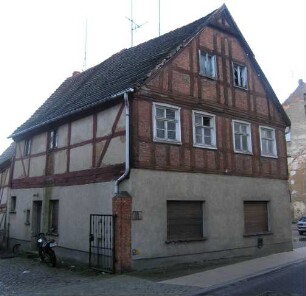 Perleberg, Parchimer Straße 2