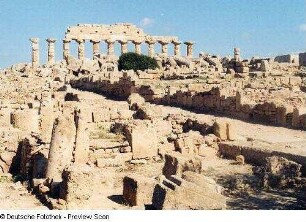 Akropolis. Tempel C