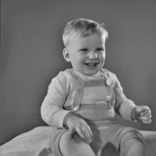 Porträt in Groß Lubolz. Anscheinend Erich Rinkas Verwandte. Porträt eines Jungen.